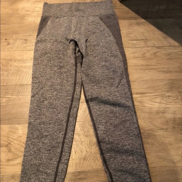 Bundle of 3 leggings - Picture 2 of 4